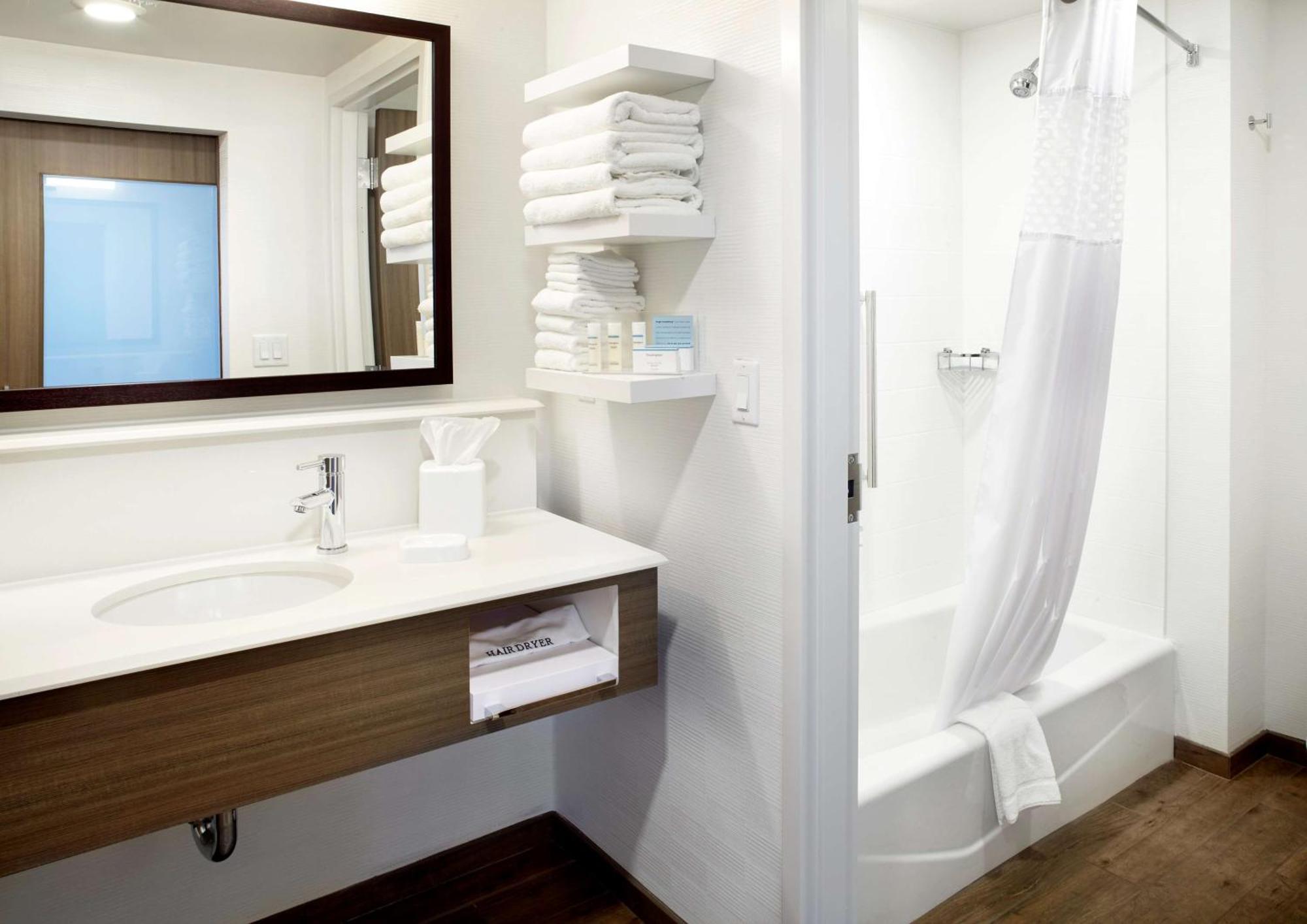 Hampton Inn & Suites Pittsburgh Airport South/Settlers Ridge Robinson Township Kültér fotó